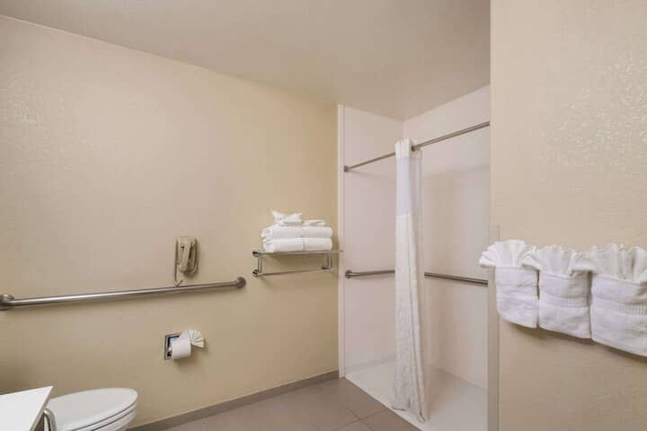 Room 17 of 55